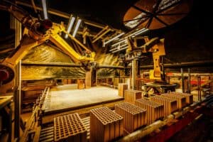 Industrieroboter - Produktion Roboter in der Produktion von Proton